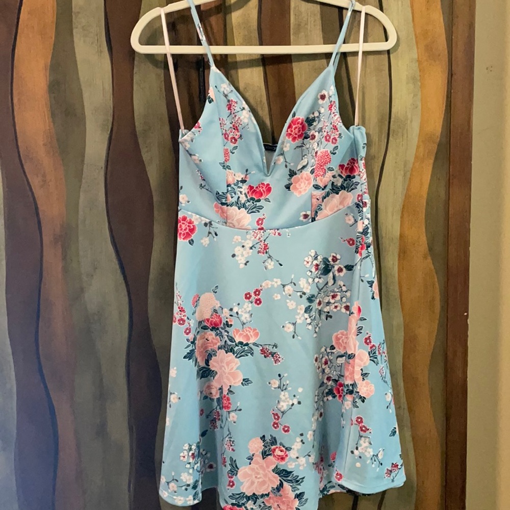 Fashion Nova Floral Dress, Size Large (See description)